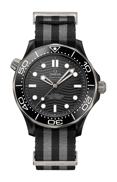 Accedi alla scheda di Omega SEAMASTER DIVER 300M 43.5 MM, CERAMICA NERA SU NATO - 210.92.44.20.01.002