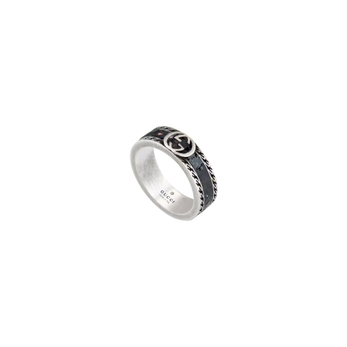 Accedi alla scheda di Gucci ANELLO GUCCI INTERLOCKING IN ARGENTO E SMALTO GRANIGLIA NERO - YBC645573002