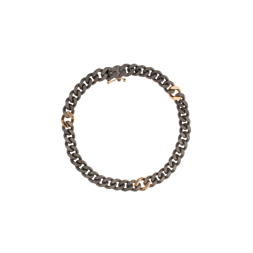 Accedi al prodotto correlato Mano | J . BRACCIALE GROUMETTE IN TITANIO E ORO ROSA CON DIAMANTE NERO - GROUBRT3RGSN - GROUBRT3RGSN
