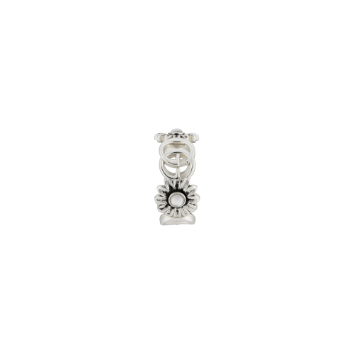 Accedi alla scheda di Gucci ANELLO FIORE IN ARGENTO GG MARMONT - YBC527394003 - YBC527394003