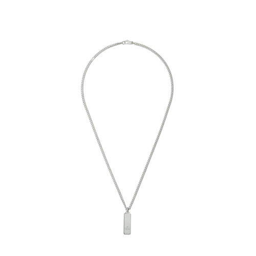 Accedi al prodotto correlato Gucci COLLANA GUCCI TAG IN ARGENTO CON PENDENTE - YBB774055001 - YBB774055001