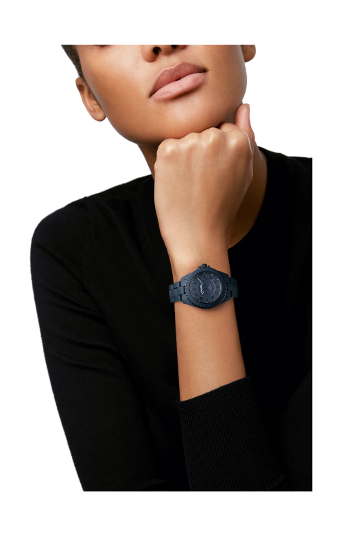 Accedi alla scheda di Chanel J12 CALIBRO 12.1, 38 MM - LIMITED EDITION - H9632