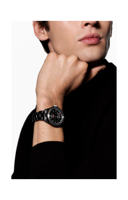 Accedi alla scheda di Chanel J12 SUPERLEGGERA CALIBRO 12.1, 42 MM - H11059