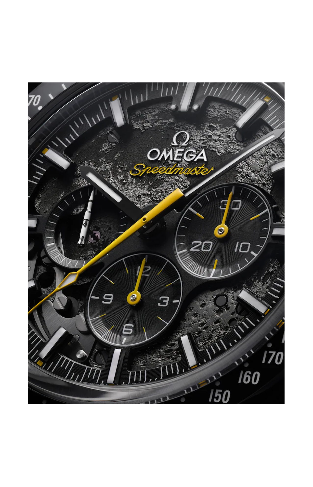 Omega | SPEEDMASTER DARK SIDE OF THE MOON 44,25 MM, CERAMICA NERA SU CAUCCI&Ugrave; - 310.92.44.50.01.001 (3)